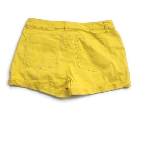 Forever 21 Essentials Yellow Denim Shorts Small - Picture 3 of 3